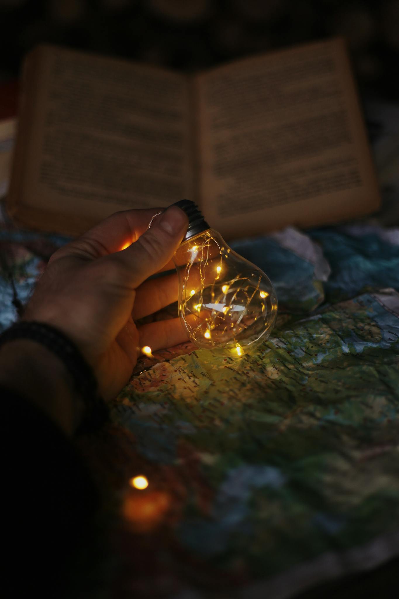 WRITING : PROMTS TO FUEL YOUR CREATIVITY